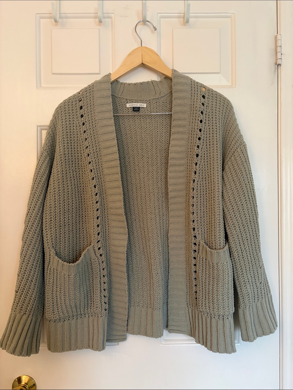 American Eagle Sage Green Chunky Knit Cardigan XS Oversized Soft